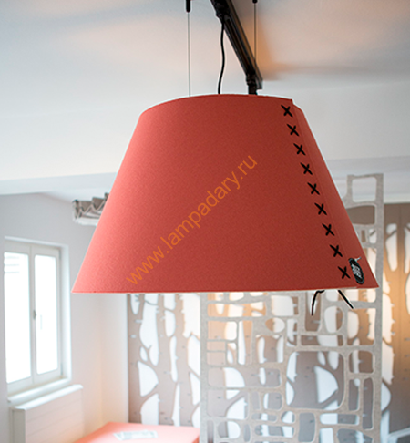 2555.500 Svetilnik iz fetra konys krasnii d 500 h 250 kypit v internet-magazine www.lampadary.ru za 27 800 ryb. s dostavkoi Светильник из фетра конус красный d 500 h 250