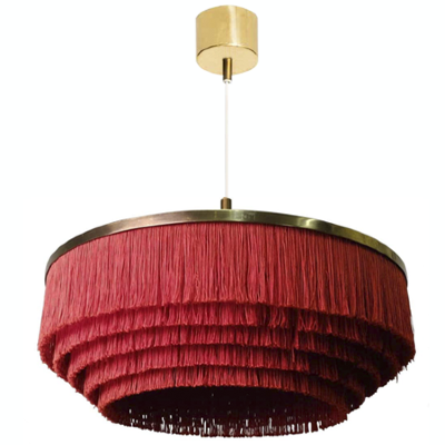 3175.400 Dizainerskii svetilnik DS195 kypit v internet-magazine www.lampadary.ru za 43 800 ryb. s dostavkoi <h1 style="text-align: center"><span style="font-size: 28px; font-family: Arial; color: rgb(227, 108, 9);">Дизайнерский светильник DS195</span><span style="font-family: Arial; font-size: 24px;"></span></h1>

<p style="text-align: justify"><span style="font-family: Arial; font-size: 18px;">Дизайнерский светильник DS195&nbsp;с кисеей из категории гламурных и стильных светильников изящно украсит интерьеры от классики до модерна.&nbsp;</span><span style="font-family: Arial; font-size: 18px;">Размеры подвесного&nbsp; &nbsp;светильника с кисеей DS195: диаметр&nbsp; 550 мм высота 350 мм. Основными элементами подвесного светильника&nbsp;является латунная или металлическая декоративная полоса для крепления кисеи и декоративная цепь. Металл окрашен в цвет латуни или золота матового.&nbsp;Подвес на металлической цепочке обеспечивает надежное крепление дизайнерского светильника DS195. Количество светоточек 1 под патрон Е27х60W. Цветовая гамма данного светильника может быть различной согласно складской программы. На заказ Вы можете сами подобрать оттенок, а мы окрасим кисею в предложенном оттенке. Наличие цветовой гаммы и возможность окрашивания уточняйте у менеджеров. Срок изготовления 14 рабочих дней. Производство: Россия.</span></p>

<p style="text-align: center"><strong>В светотехнической компании LAMPADARY.RU Вы можете заказать светильники с учетом ваших пожеланий и по мотивам известного бренда, не нарушая прав авторов и правообладателей.</strong></p>

<p style="text-align: center"><strong><span style="color: rgb(227, 108, 9);">НАШИ ВОЗМОЖНОСТИ - ИЗ МЕЧТЫ В РЕАЛЬНОСТЬ!!!</span></strong></p>

<p><br></p>