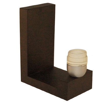 <p><span style="font-size: medium;">Основание для бра OBN-1</span></p>
<p>Материалы: МДФ, цвет венге</p>
<p>Патрон Е27</p>
<p>Производство: Россия</p>