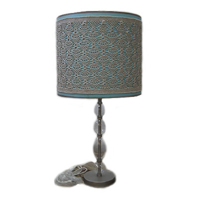 1834.400 Svetilnik nastolnii BLNP001 kypit v internet-magazine www.lampadary.ru za 8 200 ryb. s dostavkoi <h1 style="text-align: center"><span style="font-size: 24px;">Светильник настольный BLNP001</span></h1>

<p style="text-align: justify">&nbsp; &nbsp; &nbsp;&nbsp;Светильник настольный BLNP001 имеет следующие размеры: высота 550 mm, диаметр плафона 370 mm, высота плафона 320 mm. Основание настольного светильника выполнено из стекла&nbsp;и металла. Плафон тканевый скомбинирован из ткани и вязанного декора. Материалы плафона светильника настольного&nbsp;BLNP001: основа ПВХ, материал с текстурой шелка бирюзового цвета, вязанный декор с дизайнерским рисунком.&nbsp;&nbsp;Крепление под патрон Е27х1 W60.&nbsp;Сделано в России.&nbsp;</p>

<p style="text-align: center"><strong><span style="font-size: 18px;">Приобретая товар на данной страничке Вы помогаете больным детям!</span></strong></p>

<p><span style="font-family: Arial;"><br></span></p>